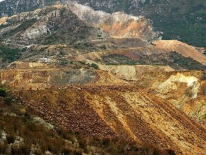 Рудник меди на Тасмании фото